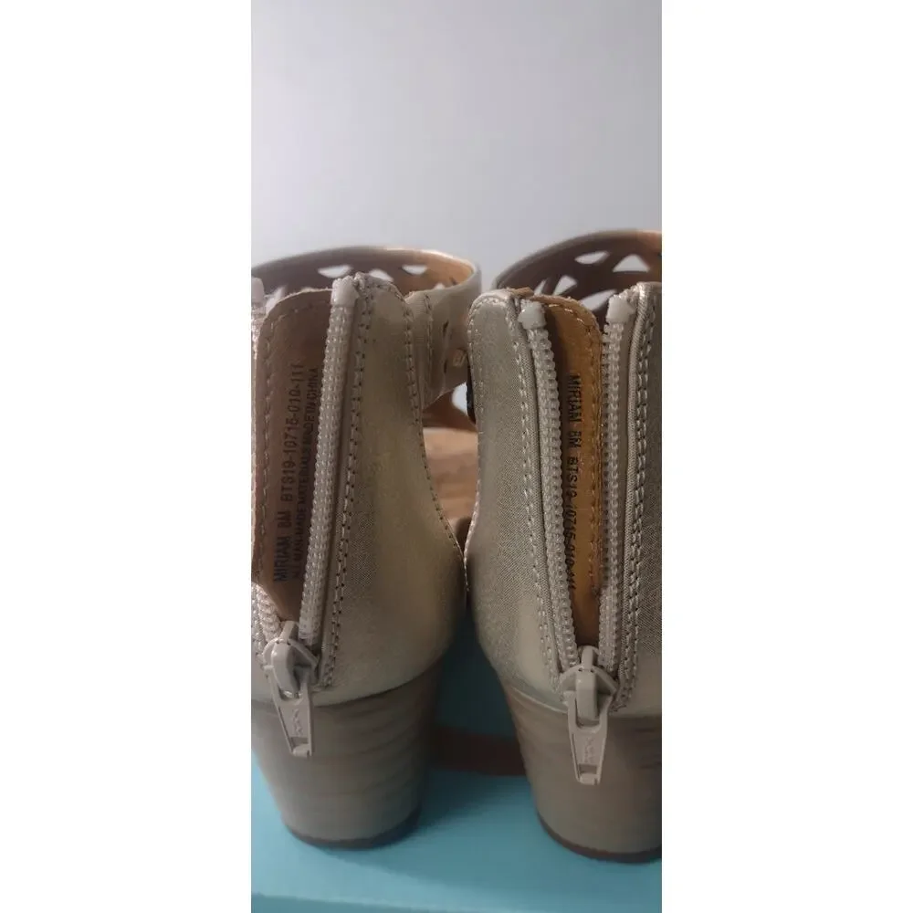 BareTraps miriam soft